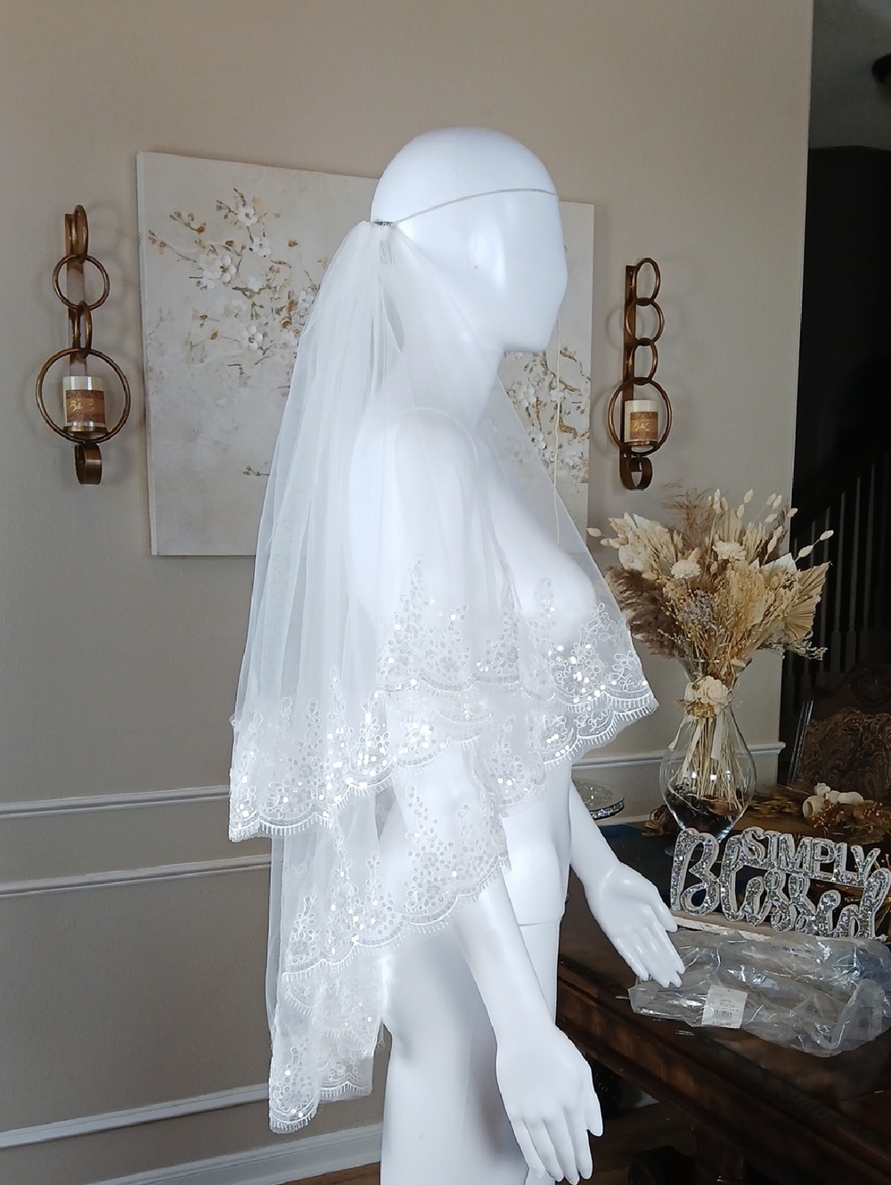 David's Bridal White Two Tier Lace Tulle Embellished Bridal Veil - Picture 17 of 17